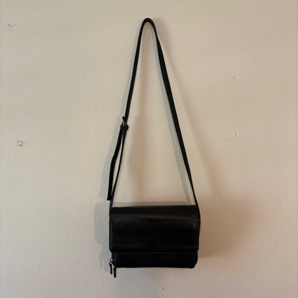 ✨Worthington Black Crossbody Purse | Card Slots & Zip Pockets✨